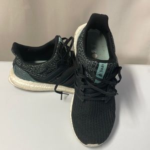 Adidas ultraboost Parley